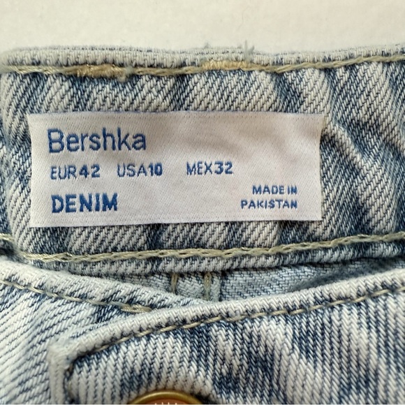 Bershka Denim Women's Light Blue High Waisted Rolled Cuff Shorts size 10 - Picture 9 of 12